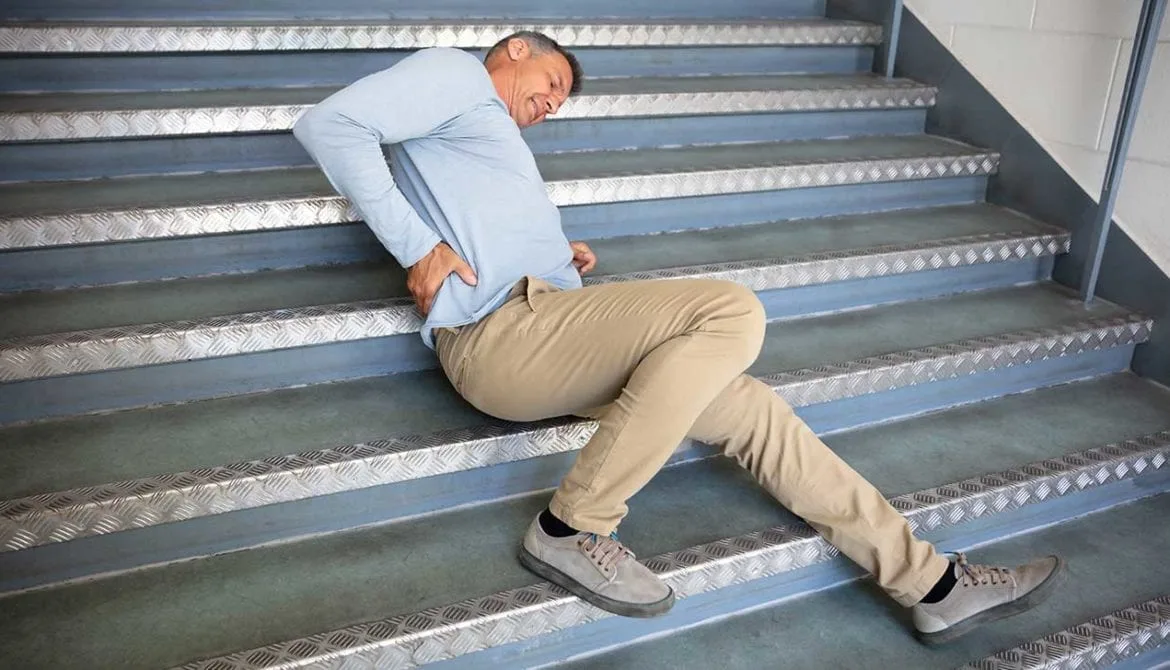 STEPS TO TAKE WHEN USING A SLIP AND FALL LAWYER